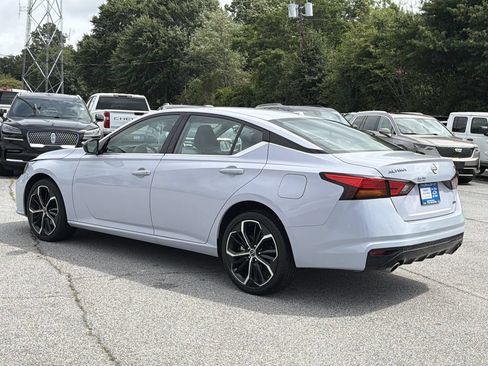 Used 2024 Nissan Altima 2.5 SR AWD/4WD image 20