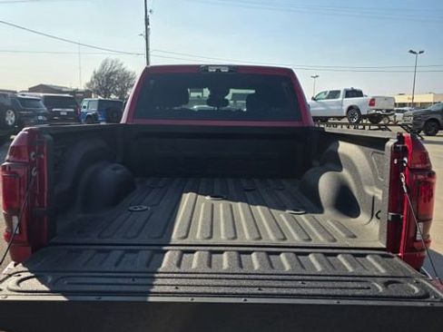 New 2026 RAM 2500 Big Horn AWD/4WD image 10