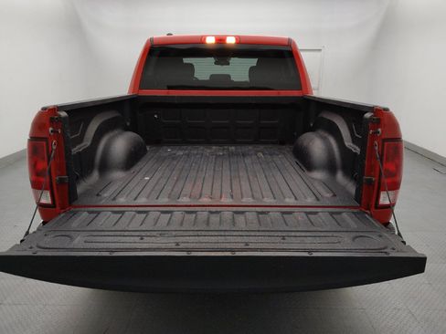 Used 2022 RAM 1500 Classic SLT RWD image 29
