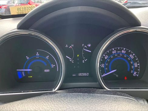 Used 2013 Toyota Highlander Limited image 26