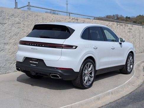 New 2026 Porsche Cayenne AWD/4WD image 7