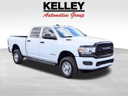 Used 2022 RAM 2500 Tradesman AWD/4WD image 1