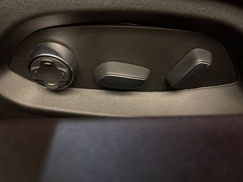 Used 2020 Chevrolet Corvette Stingray Premium Cpe w/ 3LT Preferred Equipment Group image 34