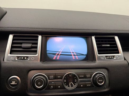 Used 2012 Land Rover Range Rover Sport HSE image 17