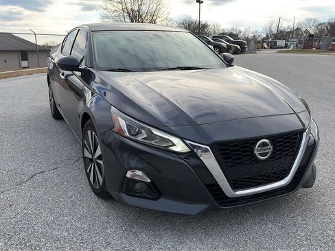 Used 2020 Nissan Altima 2.5 SV image 12