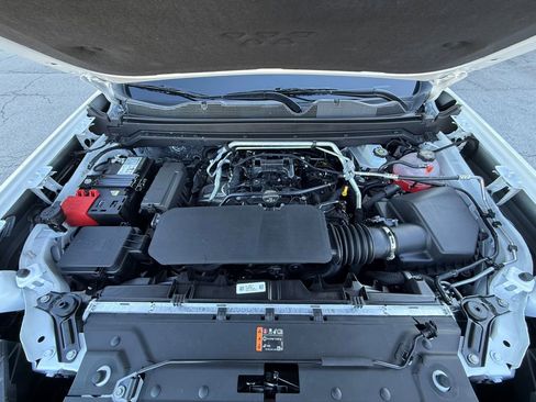 New 2026 GMC Canyon Elevation w/ Convenience Package image 21