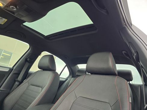 Used 2012 Volkswagen Jetta GLI image 27