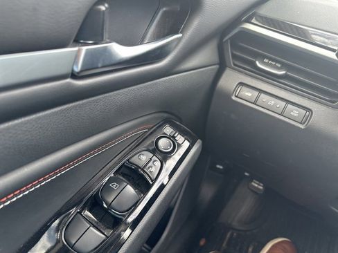 Used 2023 Nissan Altima 2.5 SR w/ SR Premium Package image 19