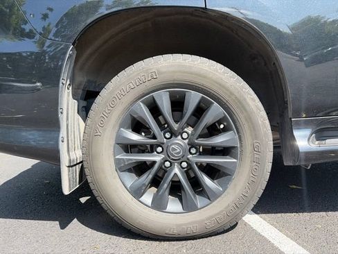 Used 2023 Lexus GX 460 Premium w/ Premium Plus Package AWD/4WD image 6