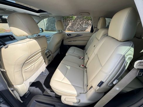 Used 2019 INFINITI QX60 Luxe image 17