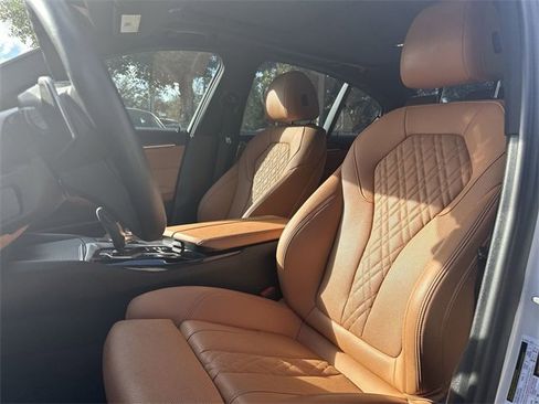 Used 2023 BMW 530e w/ M Sport Package image 13