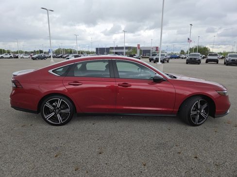 Used 2023 Honda Accord Sport image 19