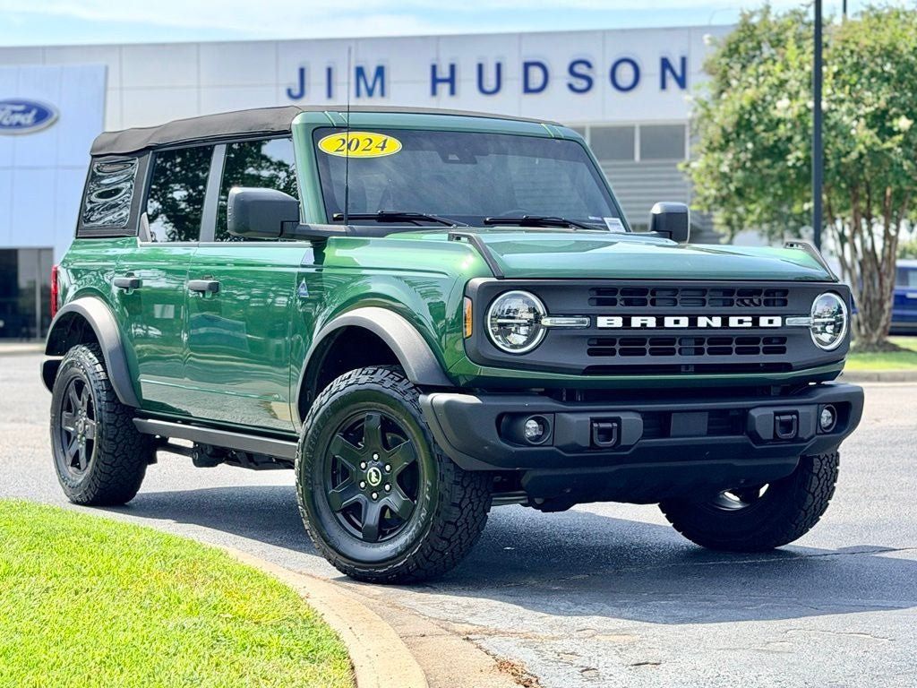 Certified 2024 Ford Bronco Black Diamond AWD/4WD image 2