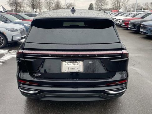 New 2026 Lincoln Nautilus Premier image 29