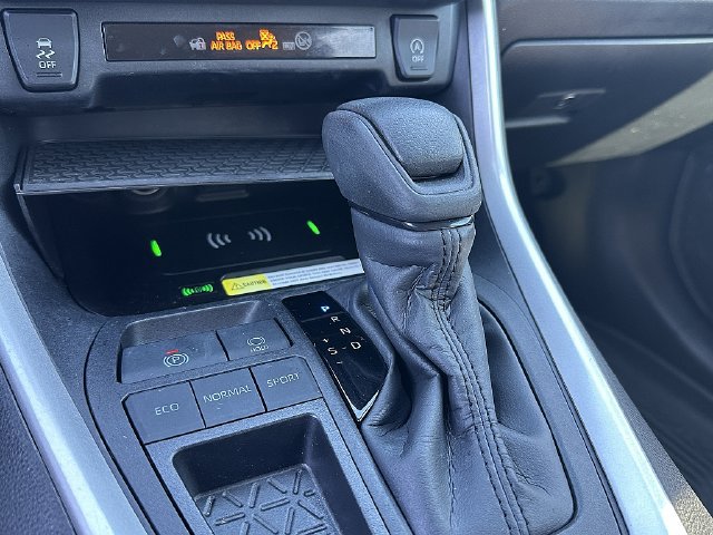 Certified 2024 Toyota RAV4 XLE FWD image 36