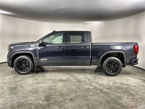 Used 2026 GMC Sierra 1500 Elevation image 5