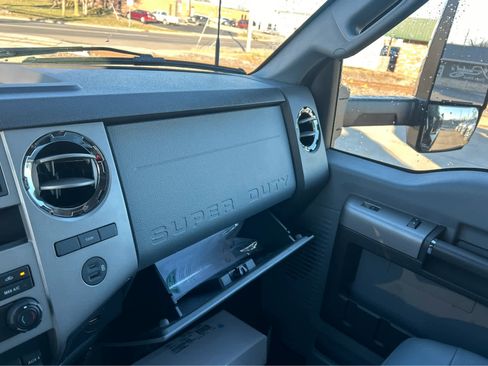 New 2026 Ford F650 Reg Cab image 26
