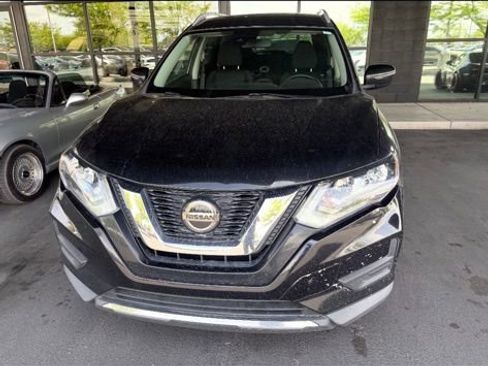 Used 2020 Nissan Rogue SV AWD/4WD image 9