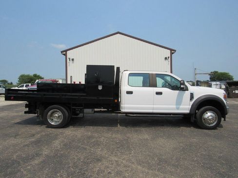 Used 2020 Ford F550 2WD Crew Cab Super Duty image 2
