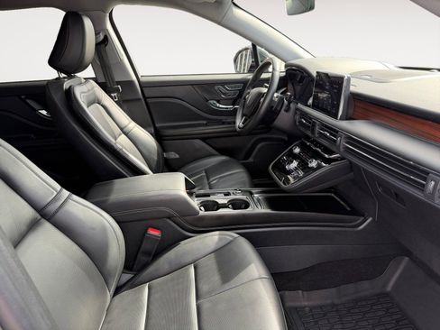 Used 2022 Lincoln Corsair Reserve w/ Equipment Group 201A image 15