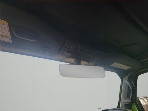 Used 2019 Jeep Wrangler Unlimited Sahara image 24