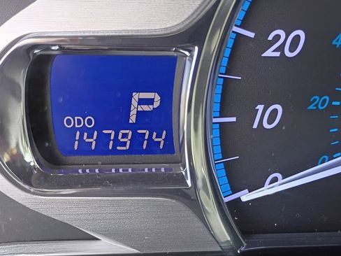 Used 2012 Toyota Sienna XLE FWD image 30