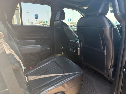Used 2021 Ford Expedition Limited AWD/4WD image 9