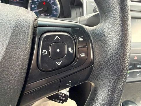 Used 2017 Toyota Camry LE FWD image 30