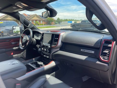 Used 2019 RAM 1500 Rebel w/ Rebel Level 2 Equipment Group AWD/4WD image 17