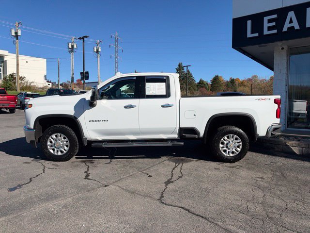 Used 2022 Chevrolet Silverado 2500 LTZ w/ Safety Package AWD/4WD image 2