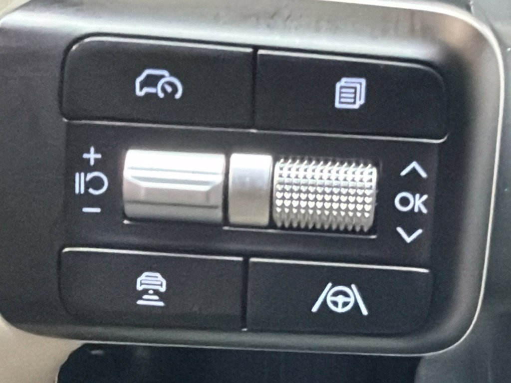Certified 2026 Hyundai Santa Fe SEL FWD image 22