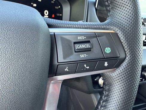 New 2026 Mitsubishi Outlander SEL FWD image 33