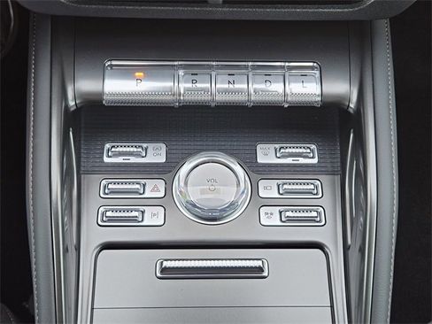 New 2025 Lincoln Nautilus Reserve w/ Jet Appearance Package image 18