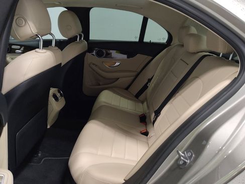 Used 2019 Mercedes-Benz C 300 Sedan image 18