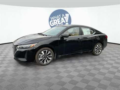 Certified 2025 Nissan Sentra SV w/ SV Premium Package image 3