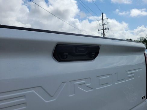 Used 2025 Chevrolet Silverado 2500 LT w/ Convenience Package AWD/4WD image 7