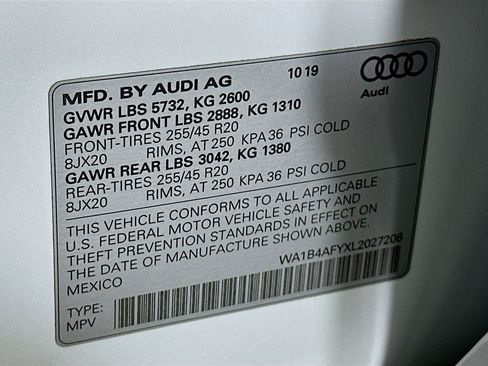 Used 2020 Audi SQ5 Premium Plus w/ Premium Plus Package image 12