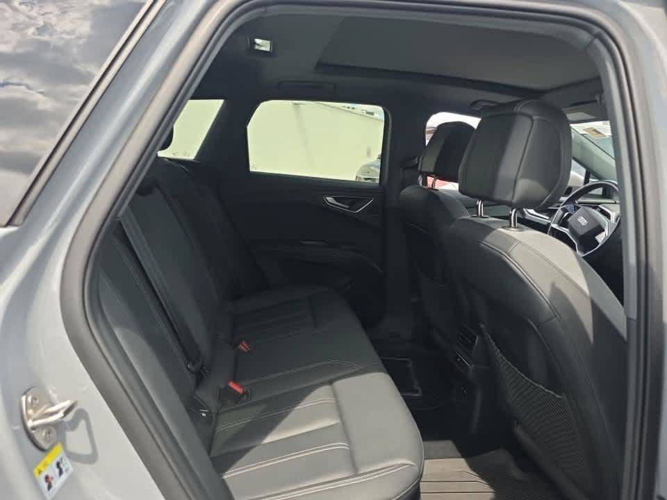 Used 2024 Audi Q4 e-tron Prestige w/ Black Optic Package AWD/4WD image 13