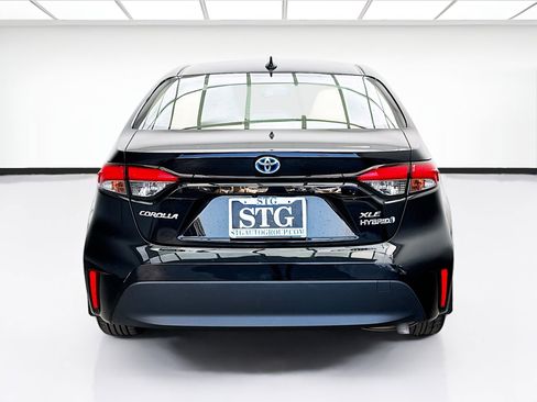 Used 2023 Toyota Corolla XLE FWD image 5