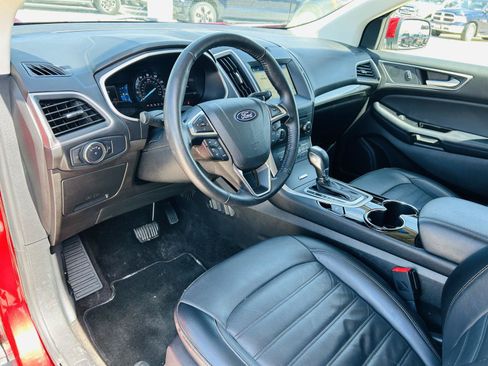 Used 2018 Ford Edge SEL w/ Equipment Group 201A FWD image 10