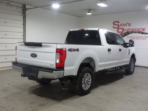 Used 2019 Ford F250 XLT image 4