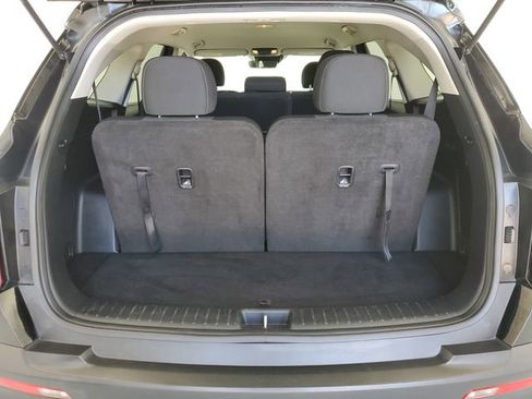 Used 2022 Kia Sorento LX image 9