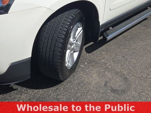 Used 2014 Chevrolet Traverse LT AWD/4WD image 38