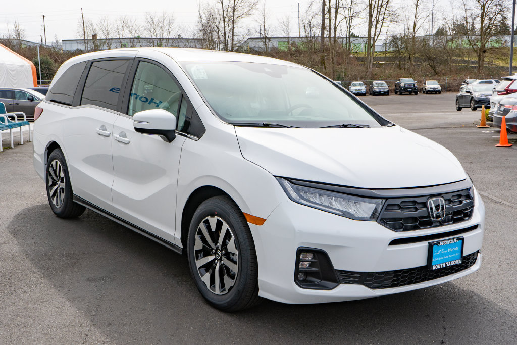 New 2026 Honda Odyssey EX-L image 4