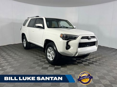 Used 2024 Toyota 4Runner SR5 AWD/4WD image 1