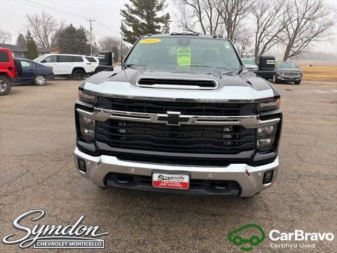 Certified 2025 Chevrolet Silverado 3500 LT AWD/4WD image 9
