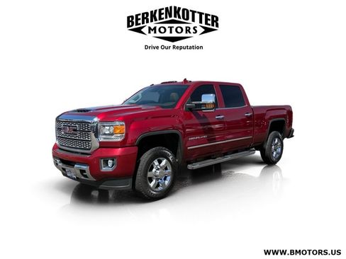 Used 2019 GMC Sierra 3500 Denali w/ Duramax Plus Package AWD/4WD image 7