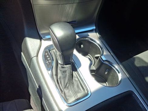 Used 2019 Jeep Grand Cherokee Laredo RWD image 10