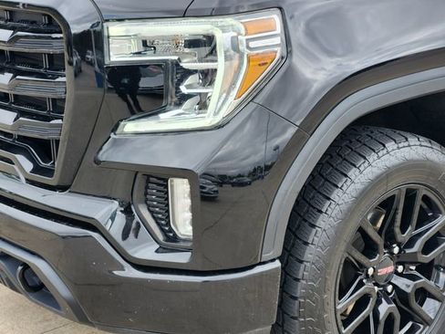Certified 2022 GMC Sierra 1500 Elevation w/ Preferred Package AWD/4WD image 8
