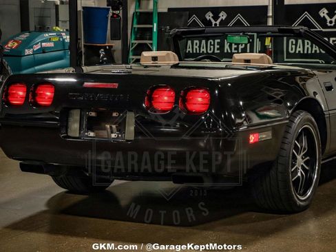 Used 1992 Chevrolet Corvette Convertible image 66